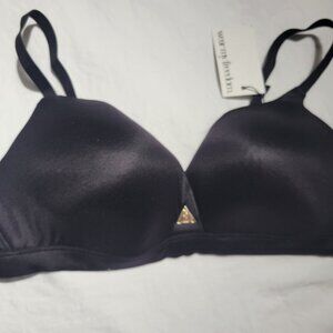 My freedom Underwear Womne's Plus Size Wirefree Bra  Size 38DD NWT $ 72